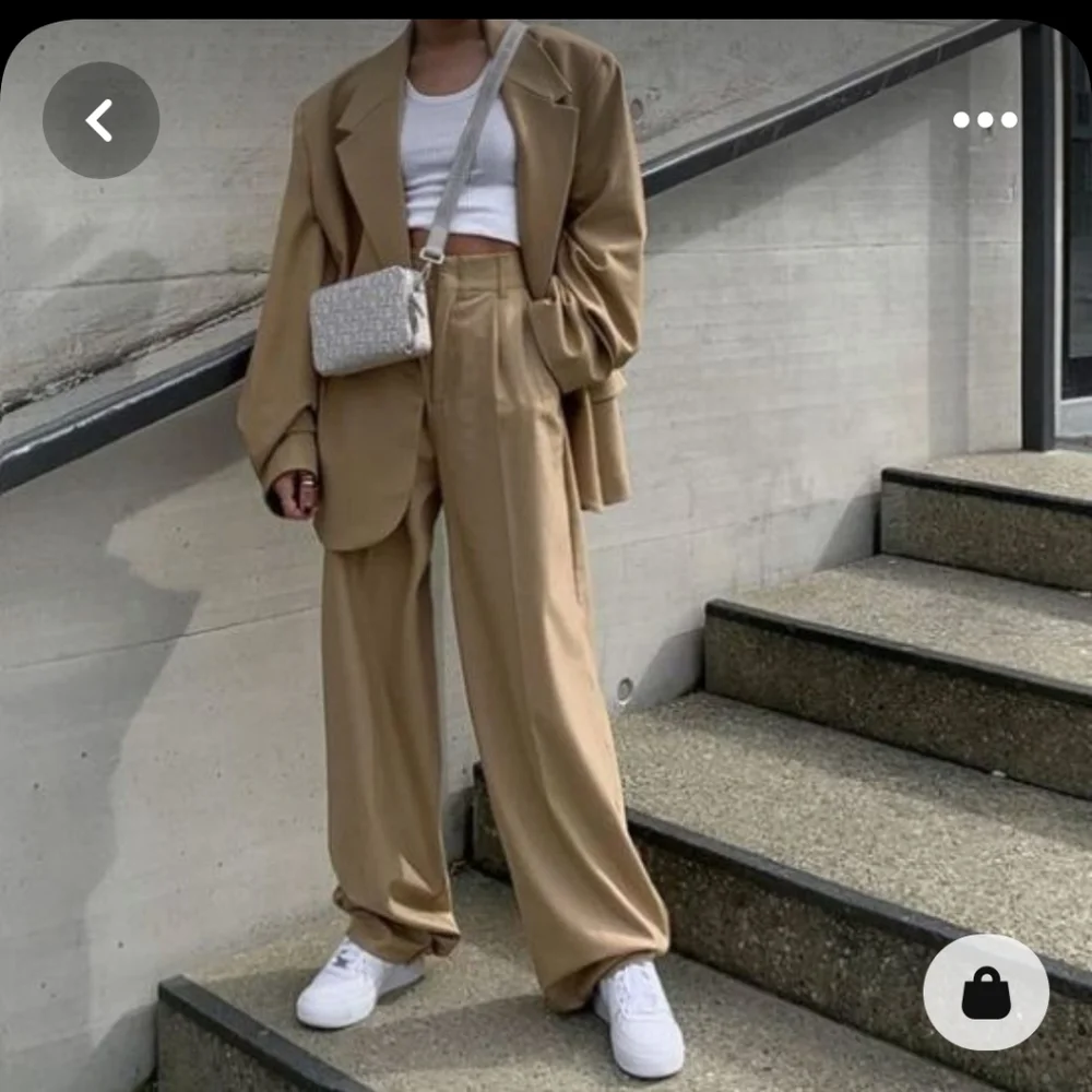 ZARA WIDE LEG MENSWEAR STYLE PANTS